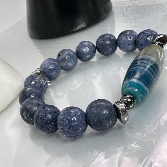 INDONESIAN BLUE CORAL + STRIPED AGATE STONES NATURAL BRACELET sz 7” - Picture 5 of 11